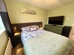 Photo 6- click for photo gallery